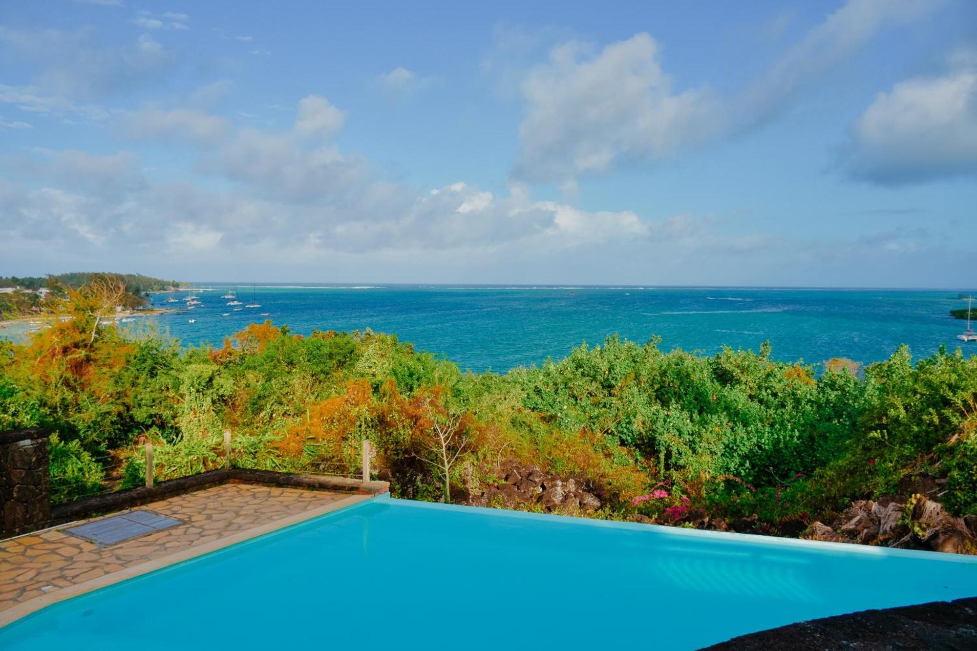 Boutique Villa On The Rocks With Stunning Sea Views, Infinity Pool & Private Sea ทรู โดว์ ดูซ ภายนอก รูปภาพ