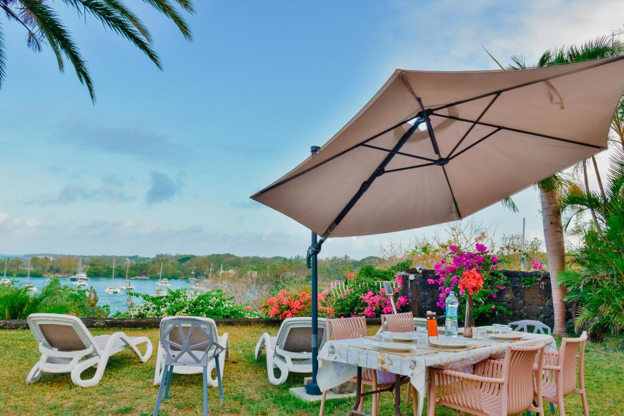Boutique Villa On The Rocks With Stunning Sea Views, Infinity Pool & Private Sea ทรู โดว์ ดูซ ภายนอก รูปภาพ