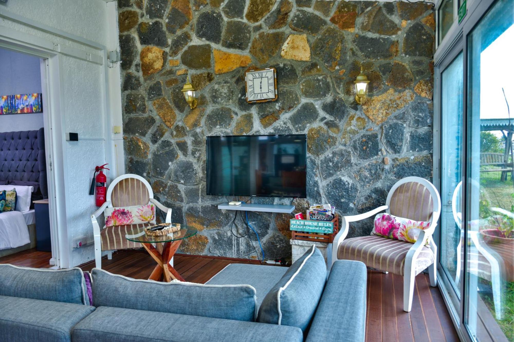 Boutique Villa On The Rocks With Stunning Sea Views, Infinity Pool & Private Sea ทรู โดว์ ดูซ ภายนอก รูปภาพ